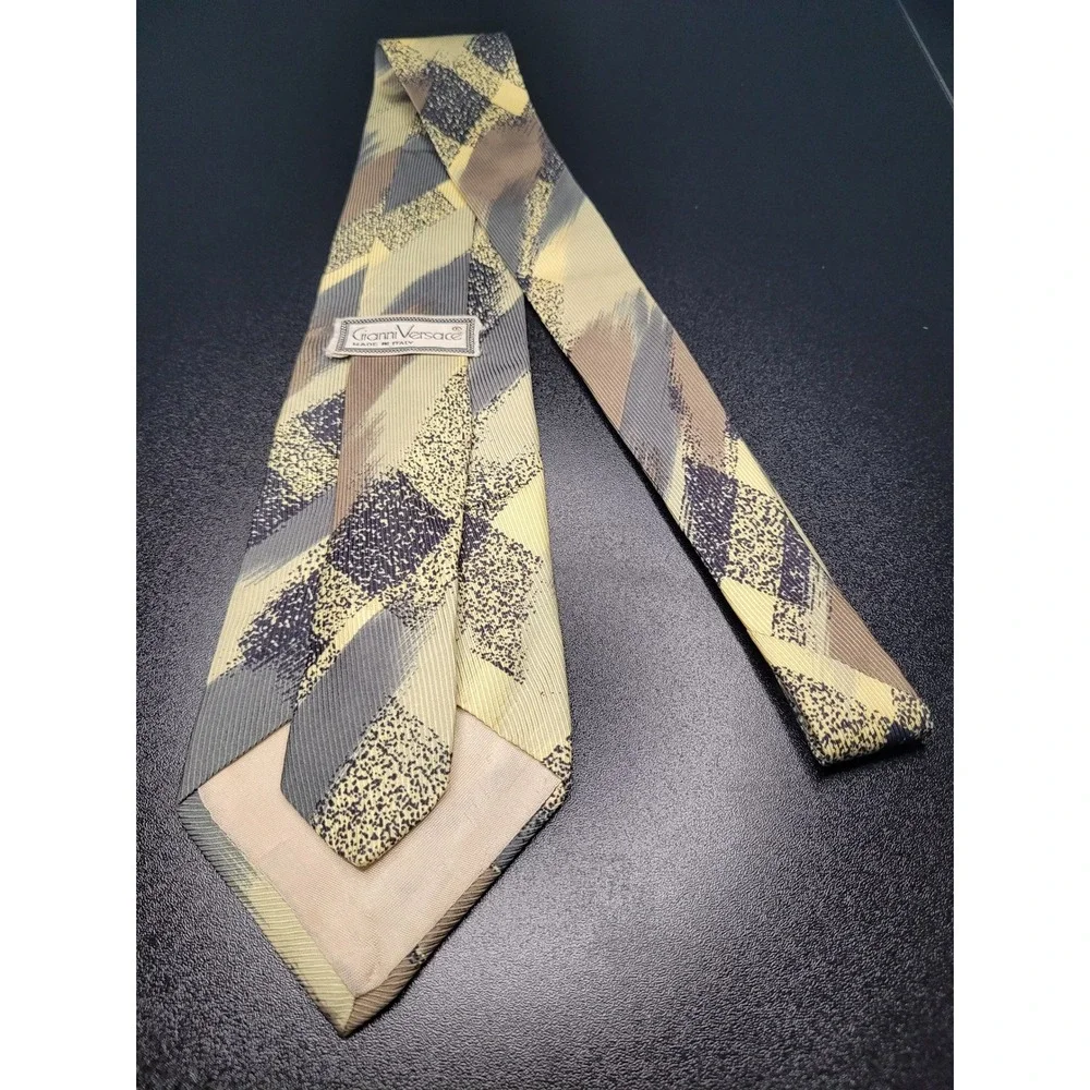 Gianni Versace Men's Necktie Yellow Grey Abstract Silk 3.75 x 56 Good